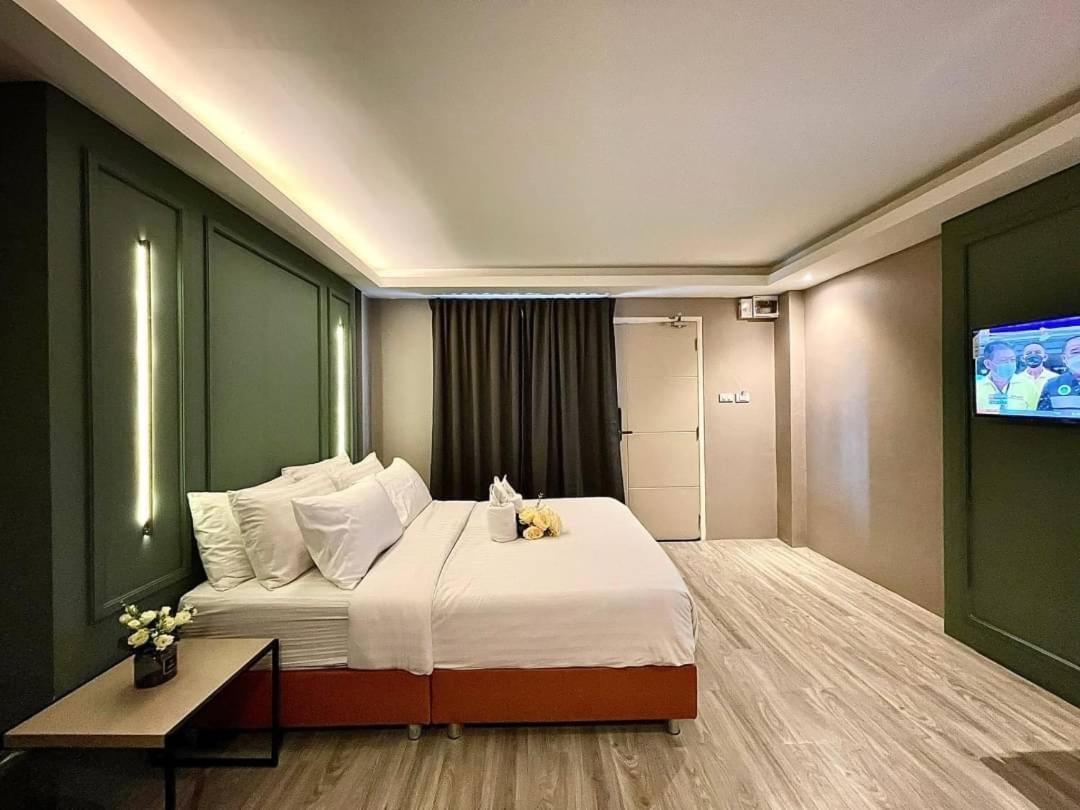The Bed By Boonjira Διαμέρισμα Τσον Μπουρί Εξωτερικό φωτογραφία
